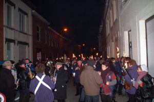 Le cortège aux flambeaux
